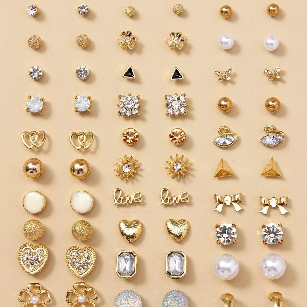30 pairs Rhinestone & Flower Stud Earrings Set - New